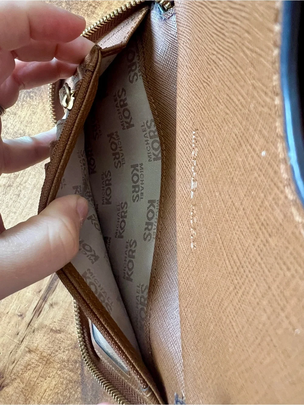 Michael Kors Fulton MG Leather Phone Case Wallet
